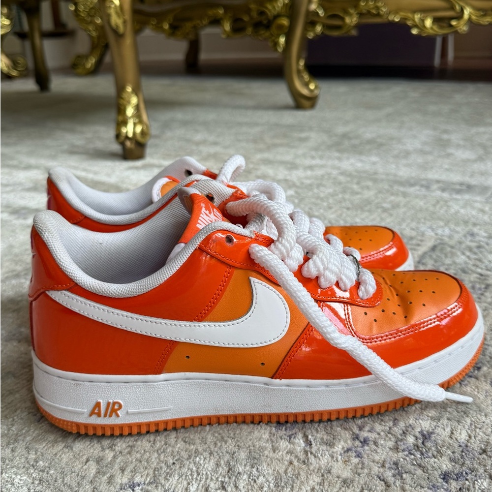 Air Force 1 '07 LV8 'Safety Orange Patent'